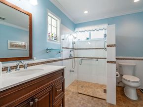 571 SE 12th St, Pompano Beach FL 33060