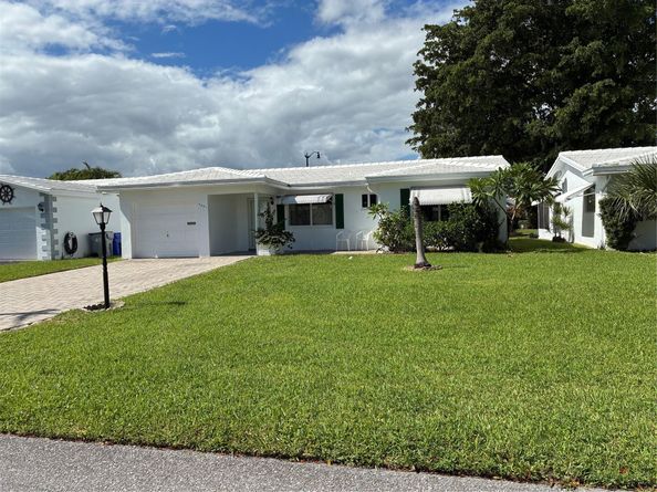 3021 E Golf Blvd, Pompano Beach FL 33064