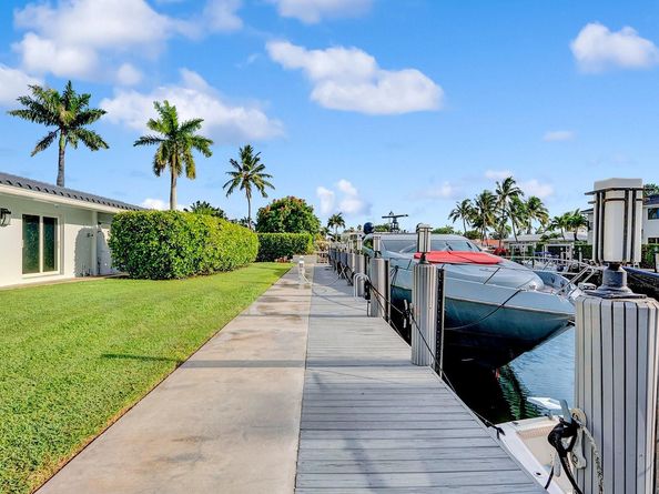 2593 SE 9 Street, Pompano Beach FL 33062