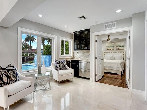 2593 SE 9 Street, Pompano Beach FL 33062