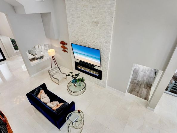 2593 SE 9 Street, Pompano Beach FL 33062