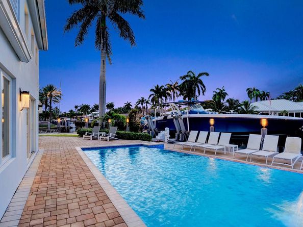 2593 SE 9 Street, Pompano Beach FL 33062