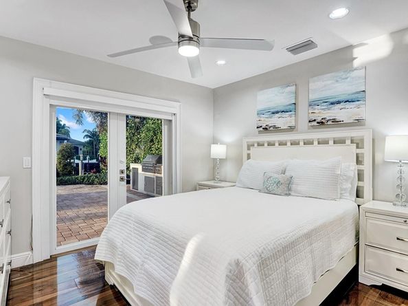 2593 SE 9 Street, Pompano Beach FL 33062