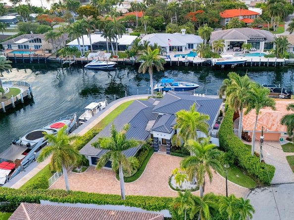 2593 SE 9 Street, Pompano Beach FL 33062