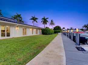 2593 SE 9 Street, Pompano Beach FL 33062
