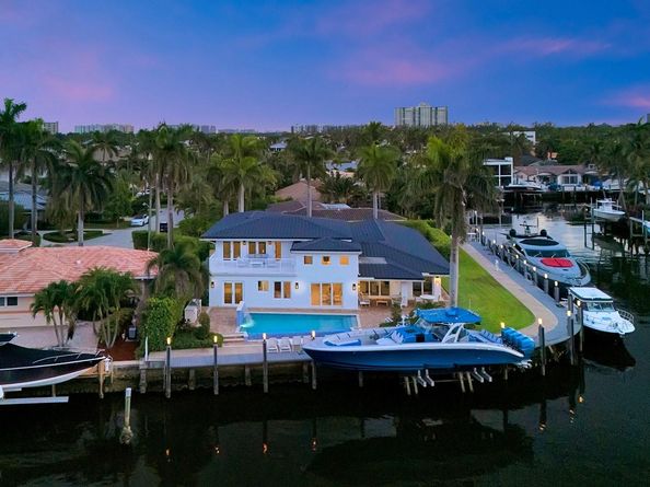 2593 SE 9 Street, Pompano Beach FL 33062