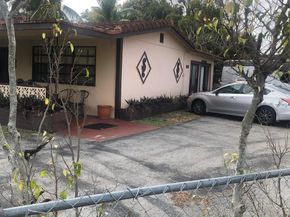 1100 NW 19th St, Fort Lauderdale FL 33311