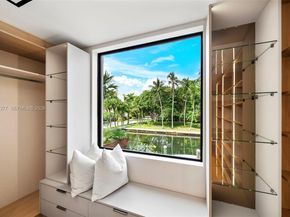 1815 Fairhaven Place, Miami FL 33133