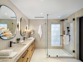 1815 Fairhaven Place, Miami FL 33133