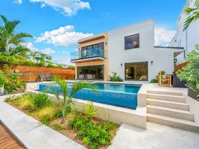 1815 Fairhaven Place, Miami FL 33133