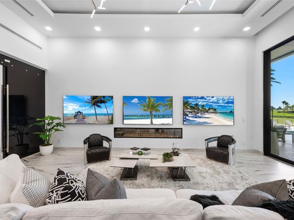 4041 Country Club Ln, Fort Lauderdale FL 33308