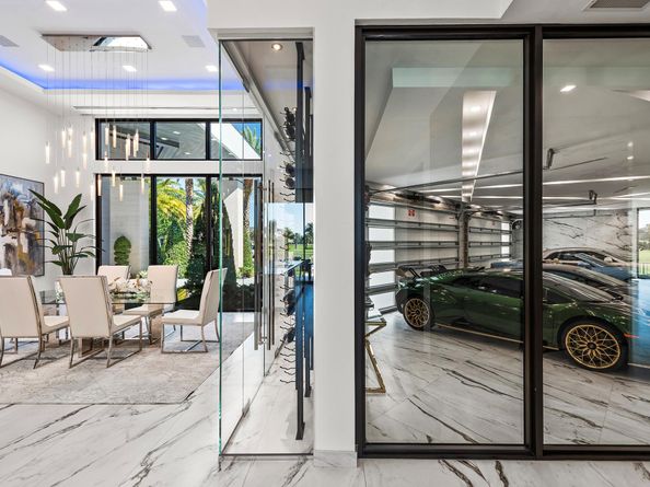 4041 Country Club Ln, Fort Lauderdale FL 33308