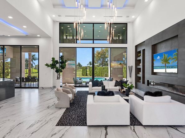 4041 Country Club Ln, Fort Lauderdale FL 33308