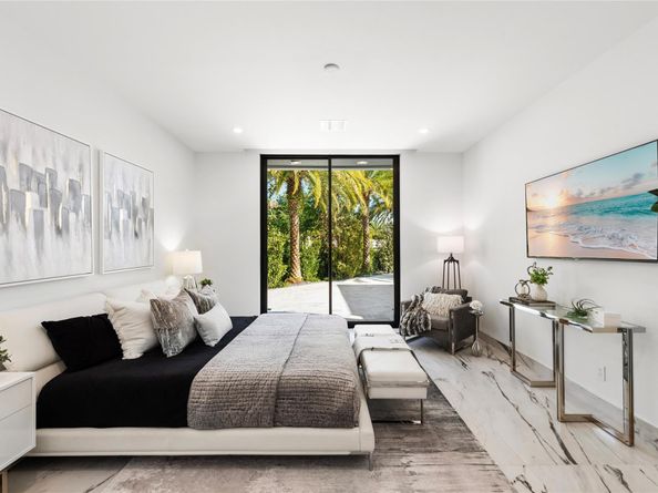 4041 Country Club Ln, Fort Lauderdale FL 33308