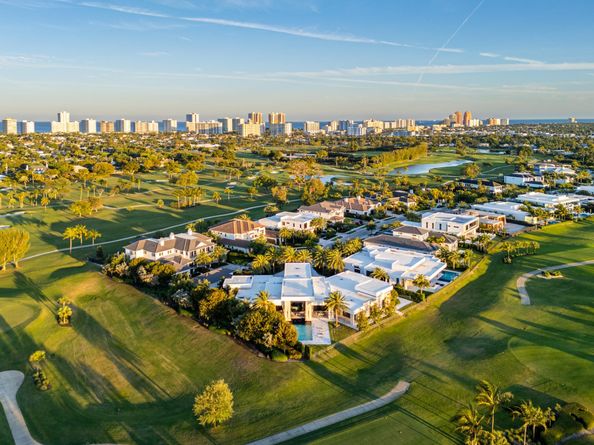 4041 Country Club Ln, Fort Lauderdale FL 33308