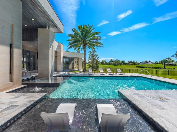 4041 Country Club Ln, Fort Lauderdale FL 33308