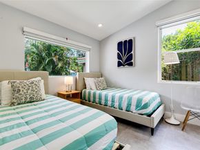 1704 SW 4th Ct, Fort Lauderdale FL 33312