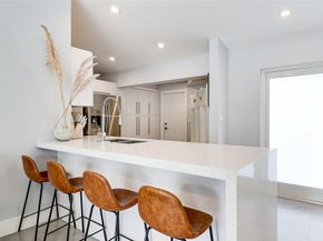 1704 SW 4th Ct, Fort Lauderdale FL 33312