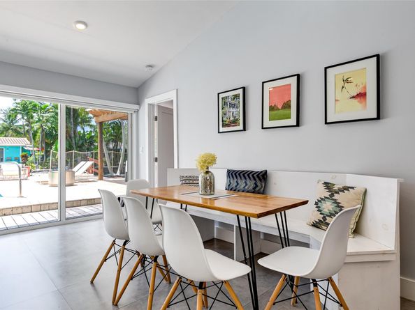 1704 SW 4th Ct, Fort Lauderdale FL 33312