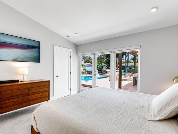 1704 SW 4th Ct, Fort Lauderdale FL 33312