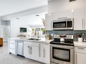 1704 SW 4th Ct, Fort Lauderdale FL 33312