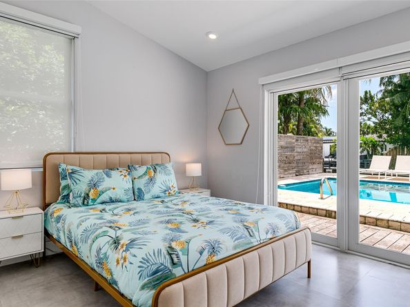 1704 SW 4th Ct, Fort Lauderdale FL 33312