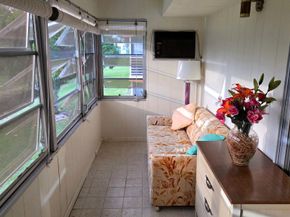 558 Saxony L, Delray Beach FL 33446