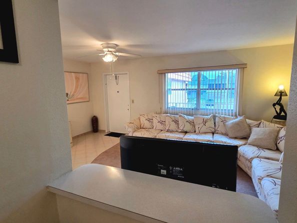 558 Saxony L, Delray Beach FL 33446