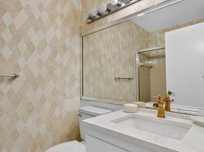 7578 Tahiti Lane 202, Lake Worth FL 33463