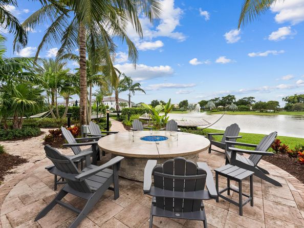 2535 Primrose Pl, Oakland Park FL 33309