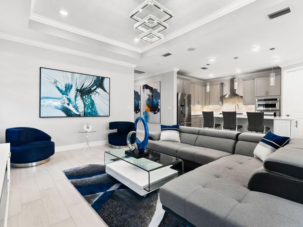 2535 Primrose Pl, Oakland Park FL 33309