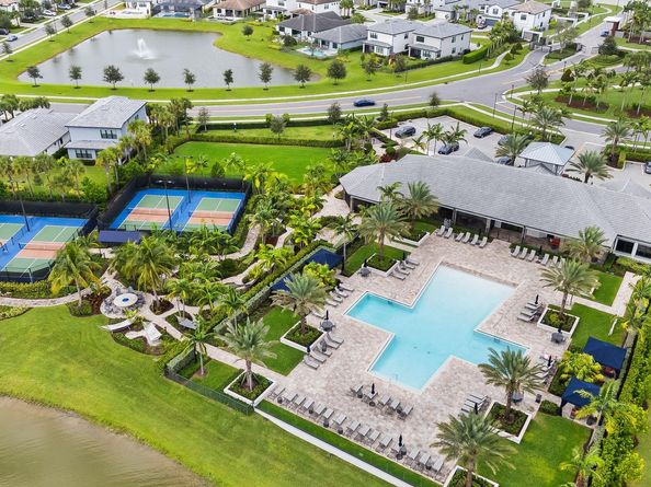 2535 Primrose Pl, Oakland Park FL 33309