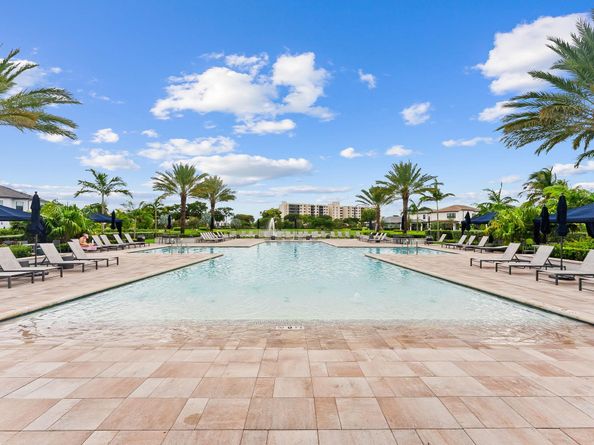 2535 Primrose Pl, Oakland Park FL 33309