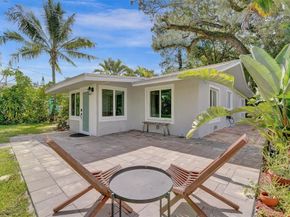 1836 SW 22nd St, Fort Lauderdale FL 33315