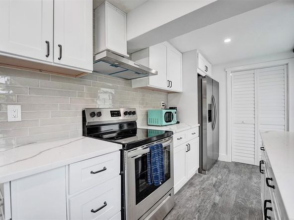 1836 SW 22nd St, Fort Lauderdale FL 33315