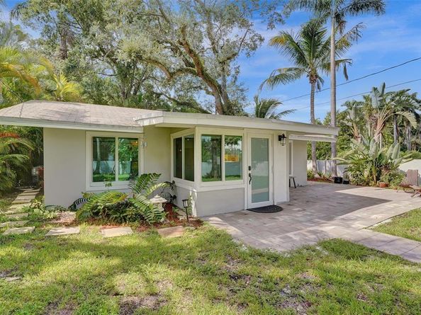 1836 SW 22nd St, Fort Lauderdale FL 33315