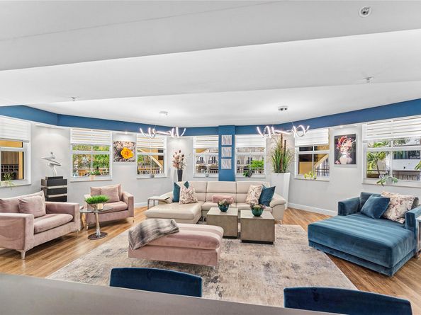 99 SE Mizner Blvd 231, Boca Raton FL 33432