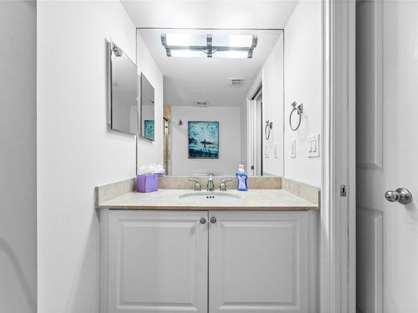 99 SE Mizner Blvd 231, Boca Raton FL 33432