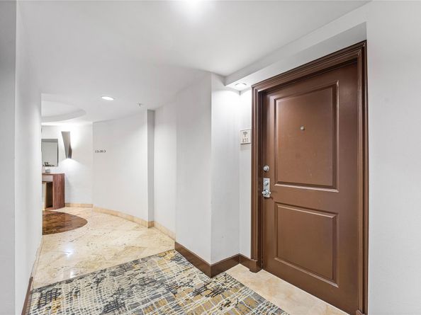 99 SE Mizner Blvd 231, Boca Raton FL 33432