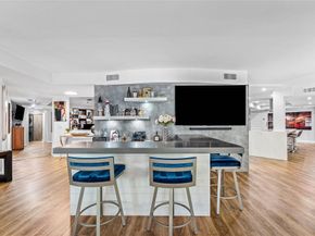 99 SE Mizner Blvd 231, Boca Raton FL 33432