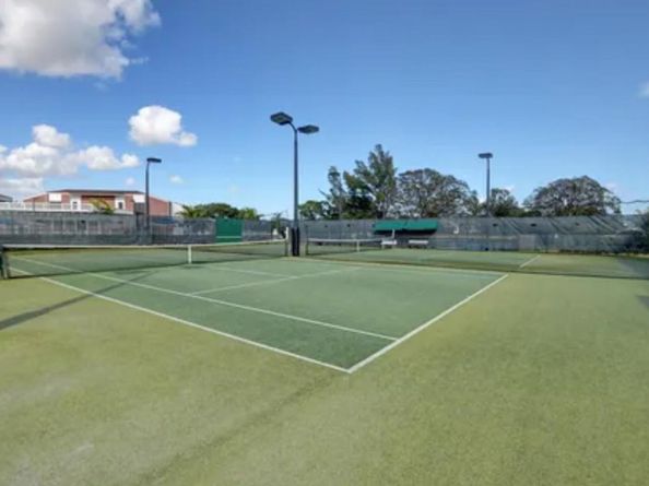 117 Farnham 117, Deerfield Beach FL 33442