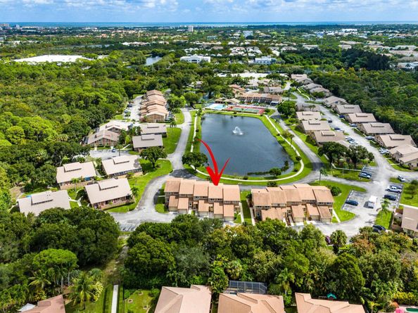 154 Maplecrest Circle, Jupiter FL 33458