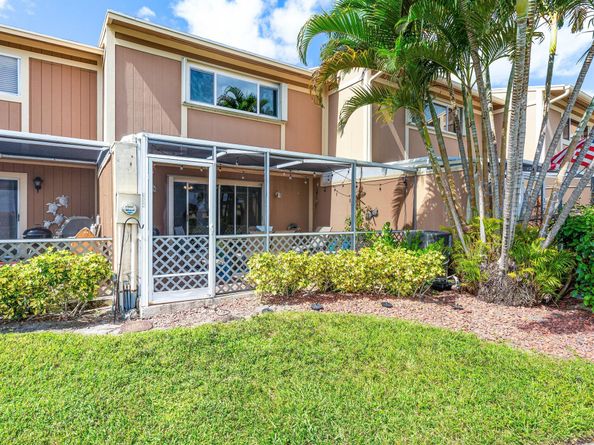 154 Maplecrest Circle, Jupiter FL 33458
