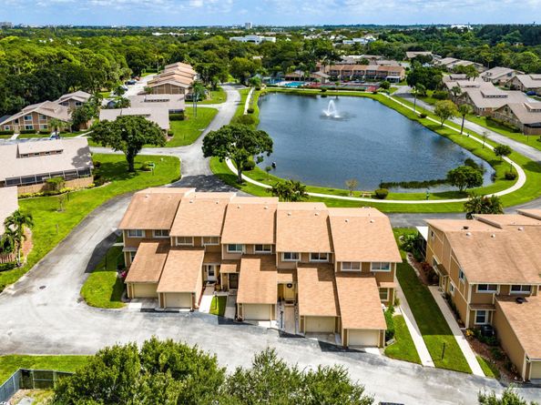 154 Maplecrest Circle, Jupiter FL 33458