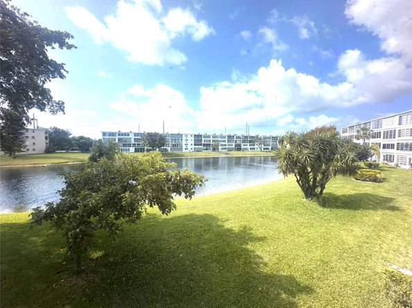 2004 Harwood C 2004, Deerfield Beach FL 33442
