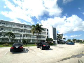 2004 Harwood C 2004, Deerfield Beach FL 33442