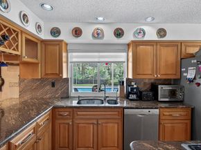 5980 NW 72nd Way, Parkland FL 33067