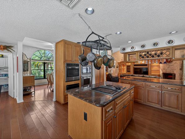 5980 NW 72nd Way, Parkland FL 33067
