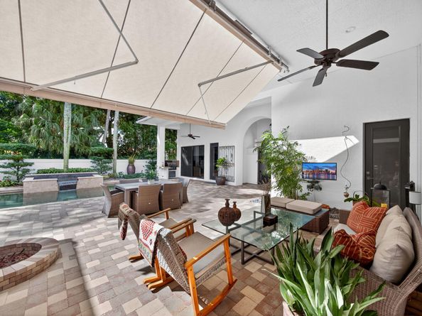101 Pembroke Drive, Palm Beach Gardens FL 33418