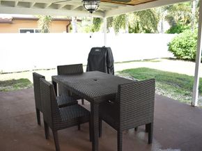 1991 NE 34th St, Lighthouse Point FL 33064